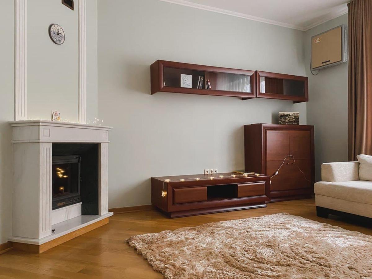 Family Apartment Near The University Czerniowce Zewnętrze zdjęcie